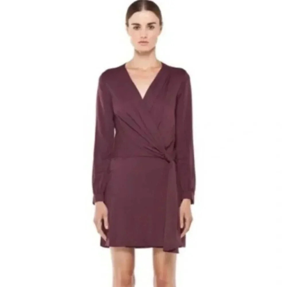 Diane Von Furstenberg Womens 2 Dora Silk Wrap Dress Plum Color